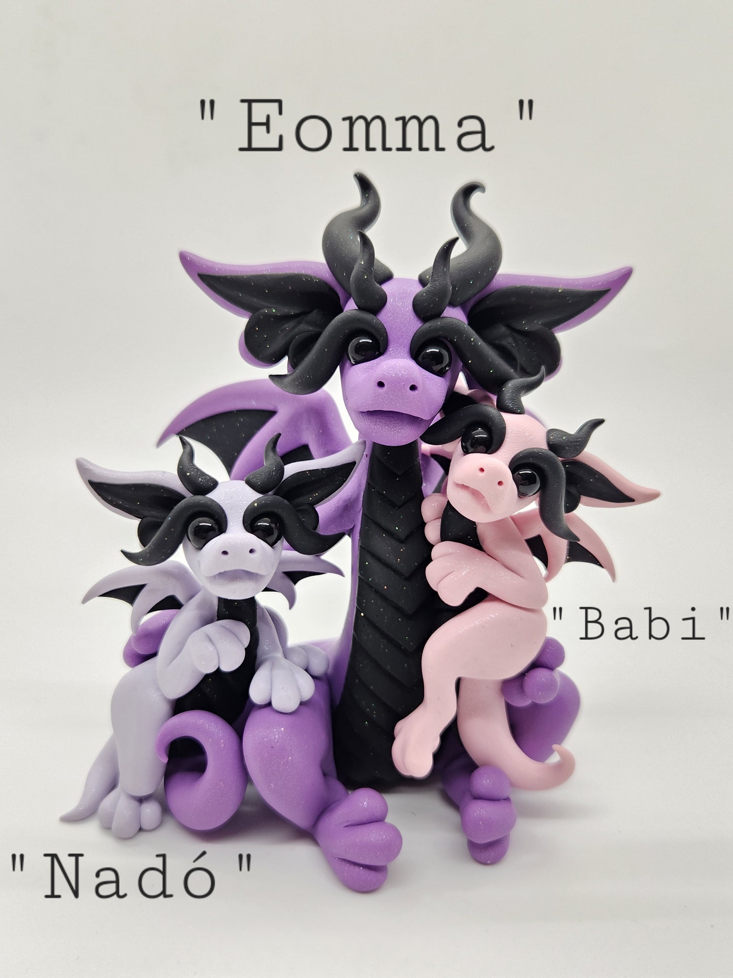 "Eomma, Nadó & Babi" purple and black dragon mother and babies sculpture