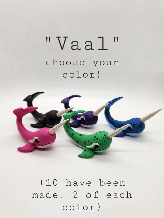 "Vaal" narwhal sculpture