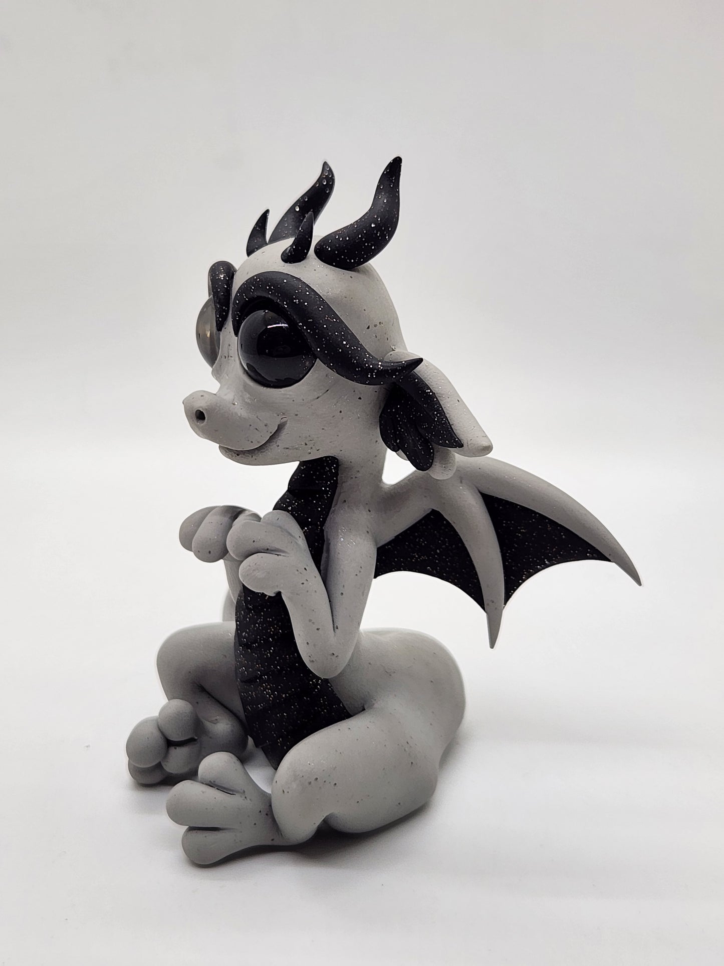 "Procat" classic gray alien dragon sculpture