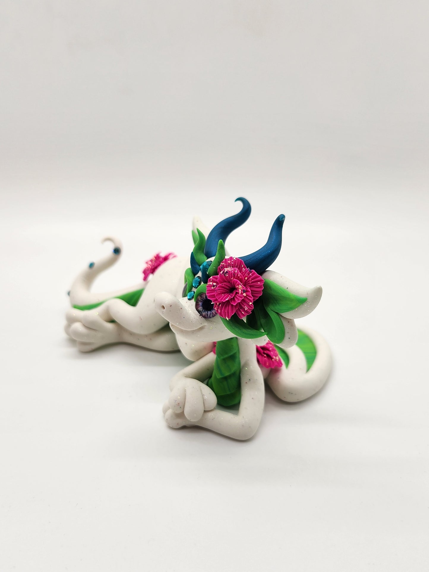 "Kukka" white and green flower dragon sculpture