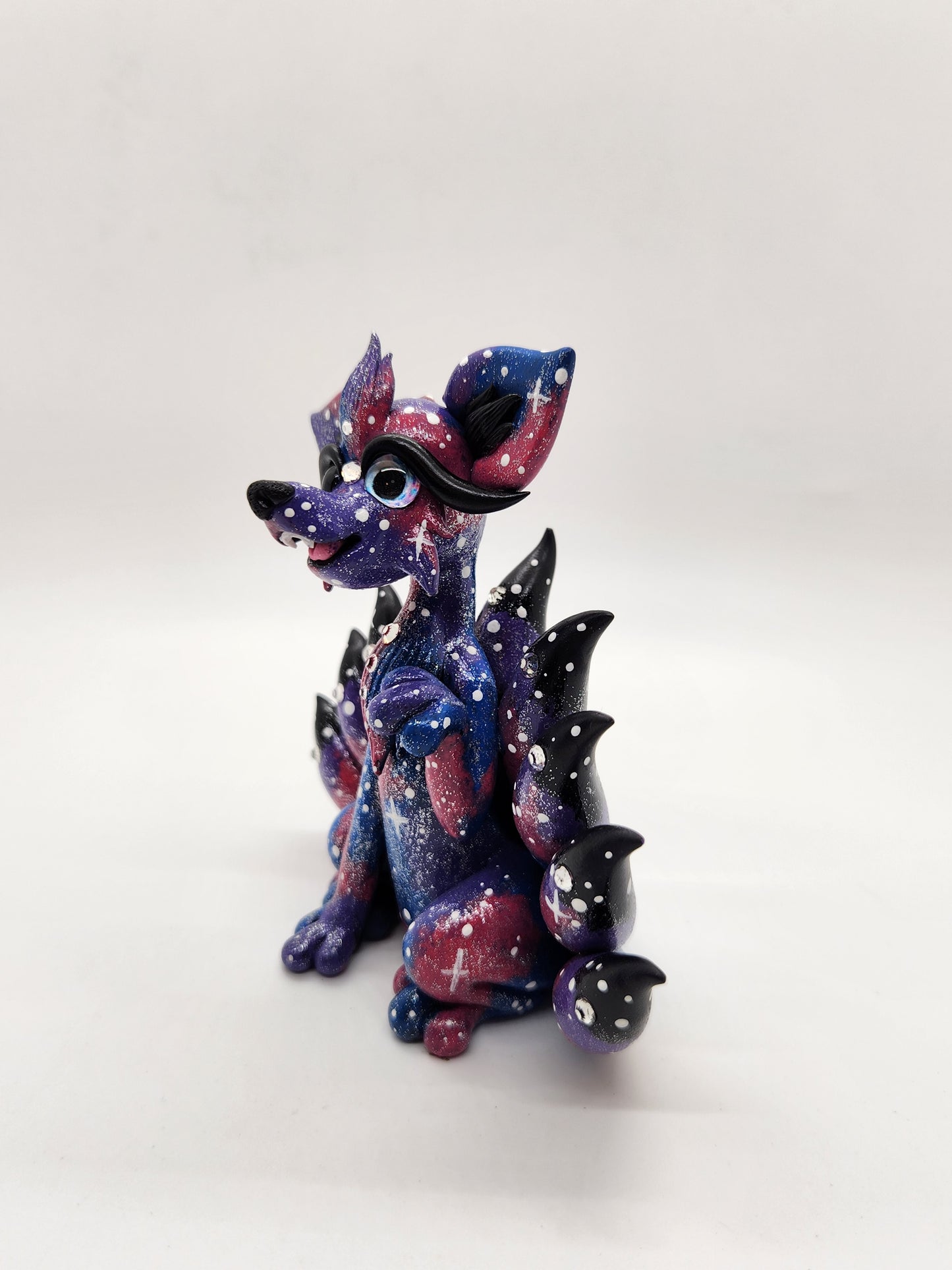 "Raum" Space kitsune sculpture