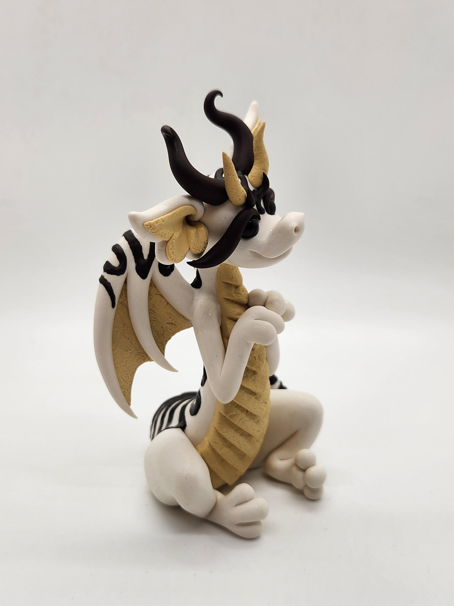 Zebra Cake dragon sculpture