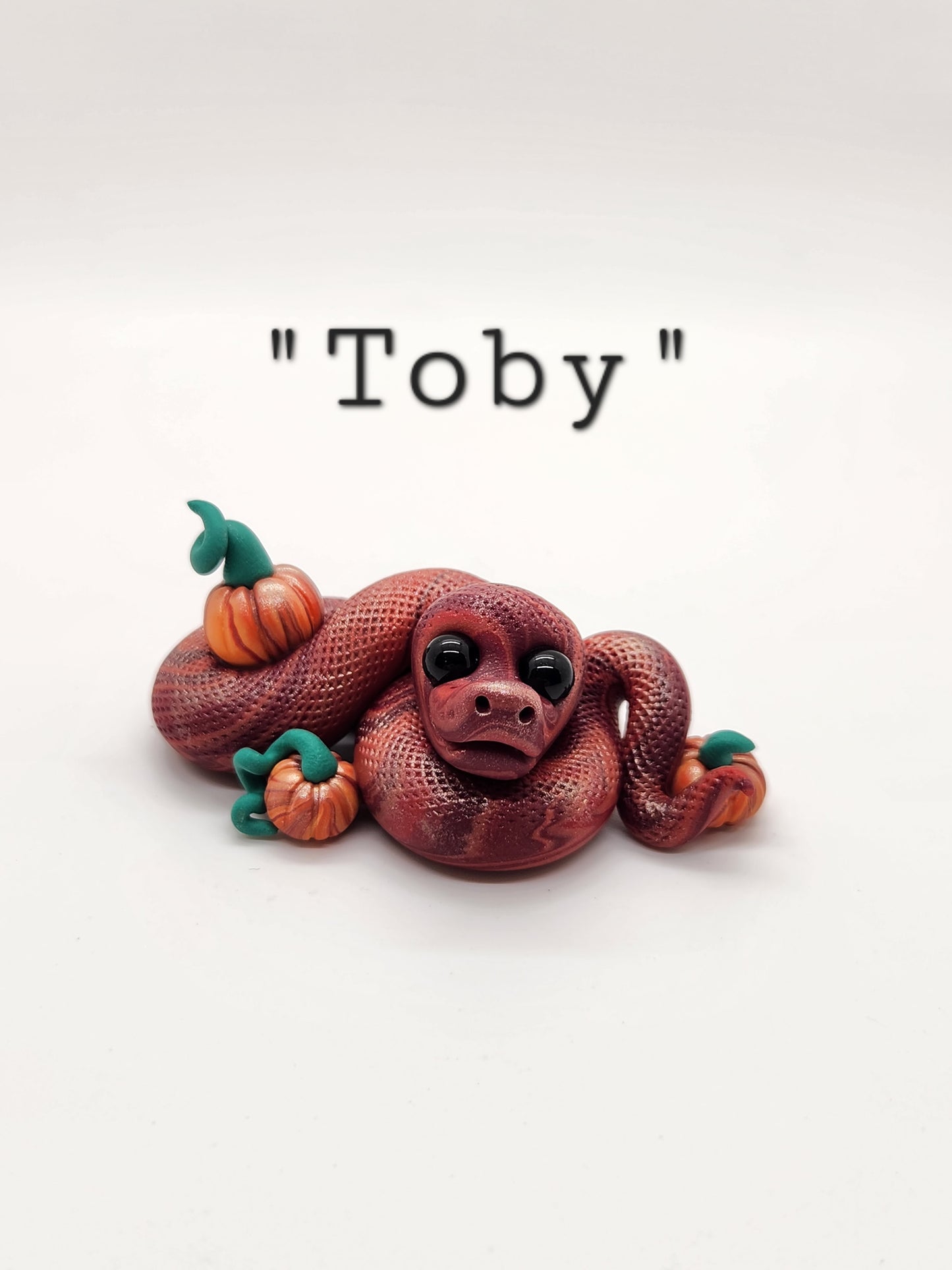 "Toby" fall snake sculpture