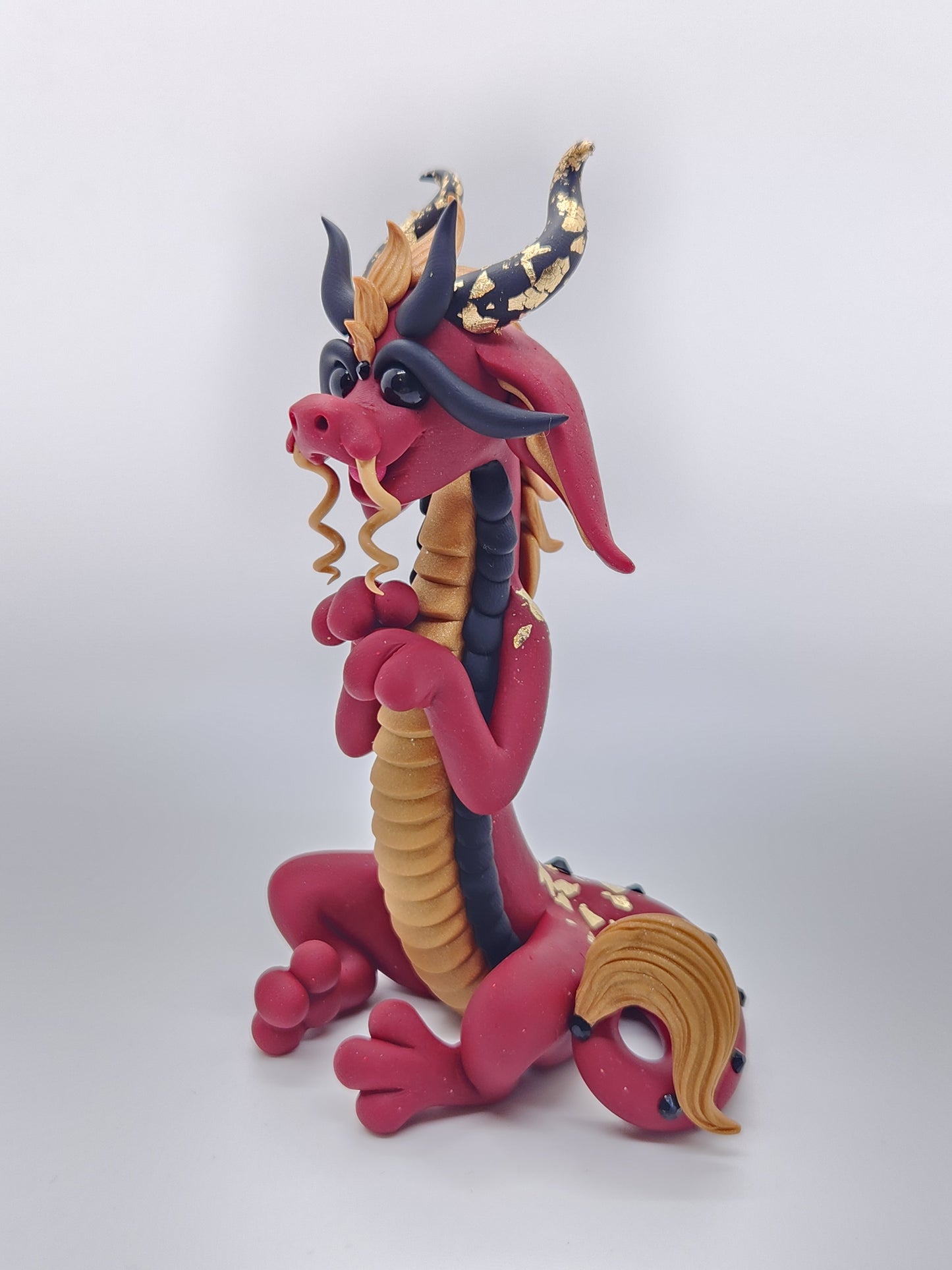 "Ujo" red and gold Chinese style dragon sculpture