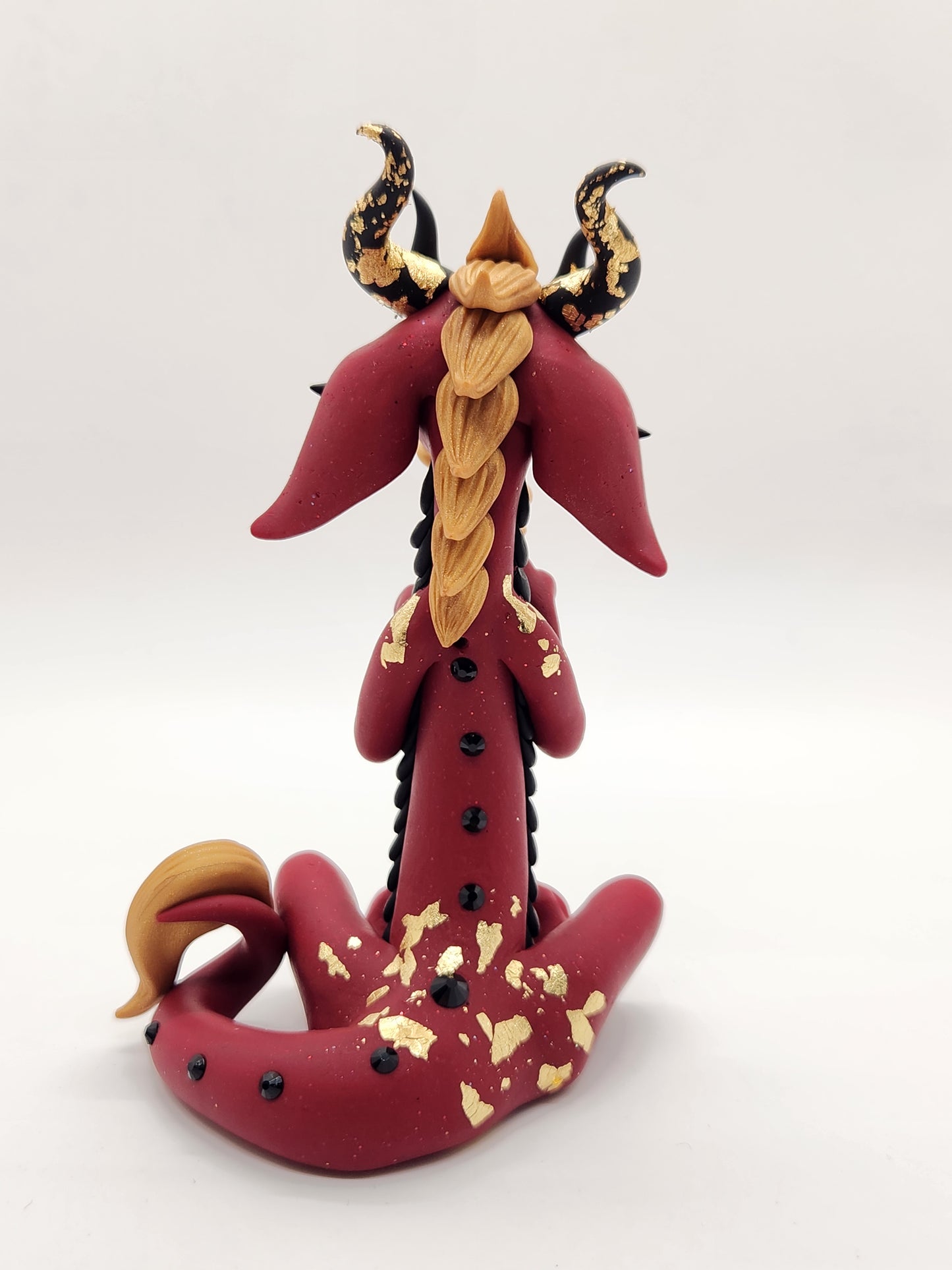 "Ujo" red and gold Chinese style dragon sculpture