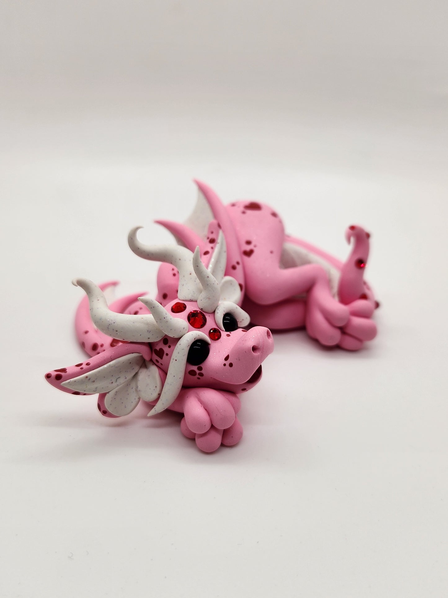 "Meilè" pink and white valentine's Dragon sculpture