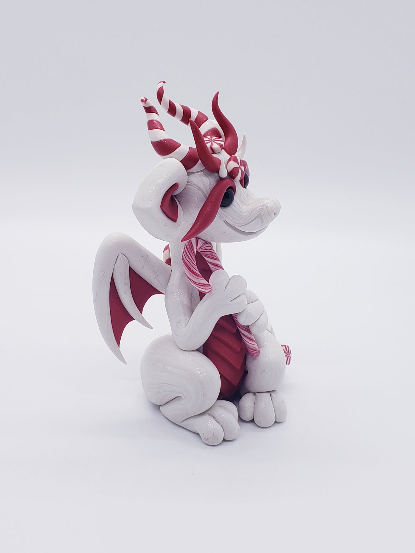 "Lole" peppermint dragon sculpture