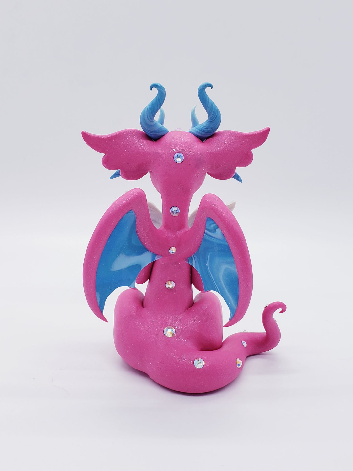 "Nai" pregnancy and infant loss awareness dragon sculpture