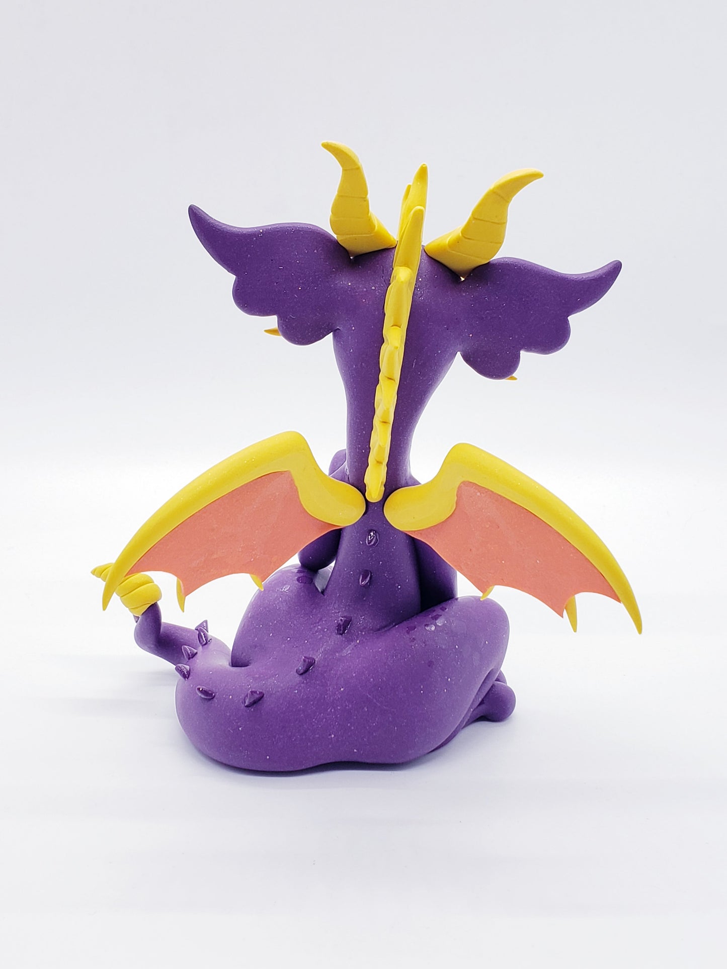 "Spyro" dragon sculpture