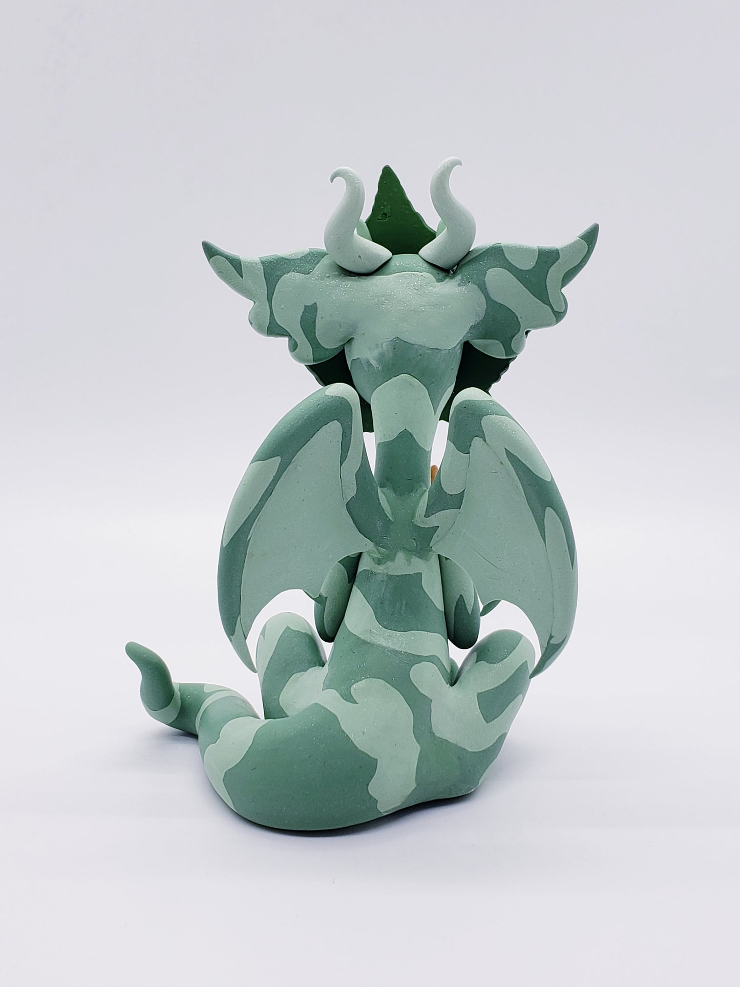 "Trokla" korok dragon sculpture