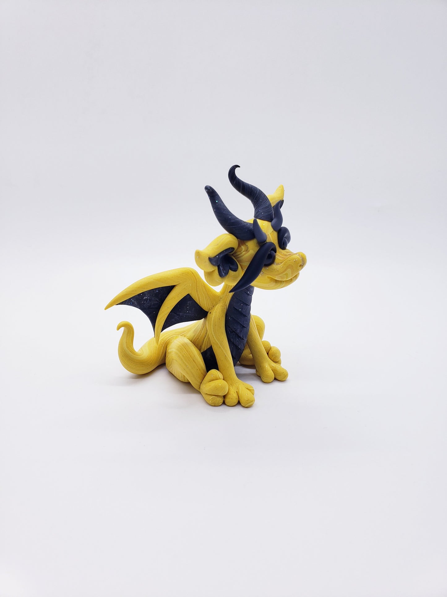 "Jaune" yellow marble dragon baby