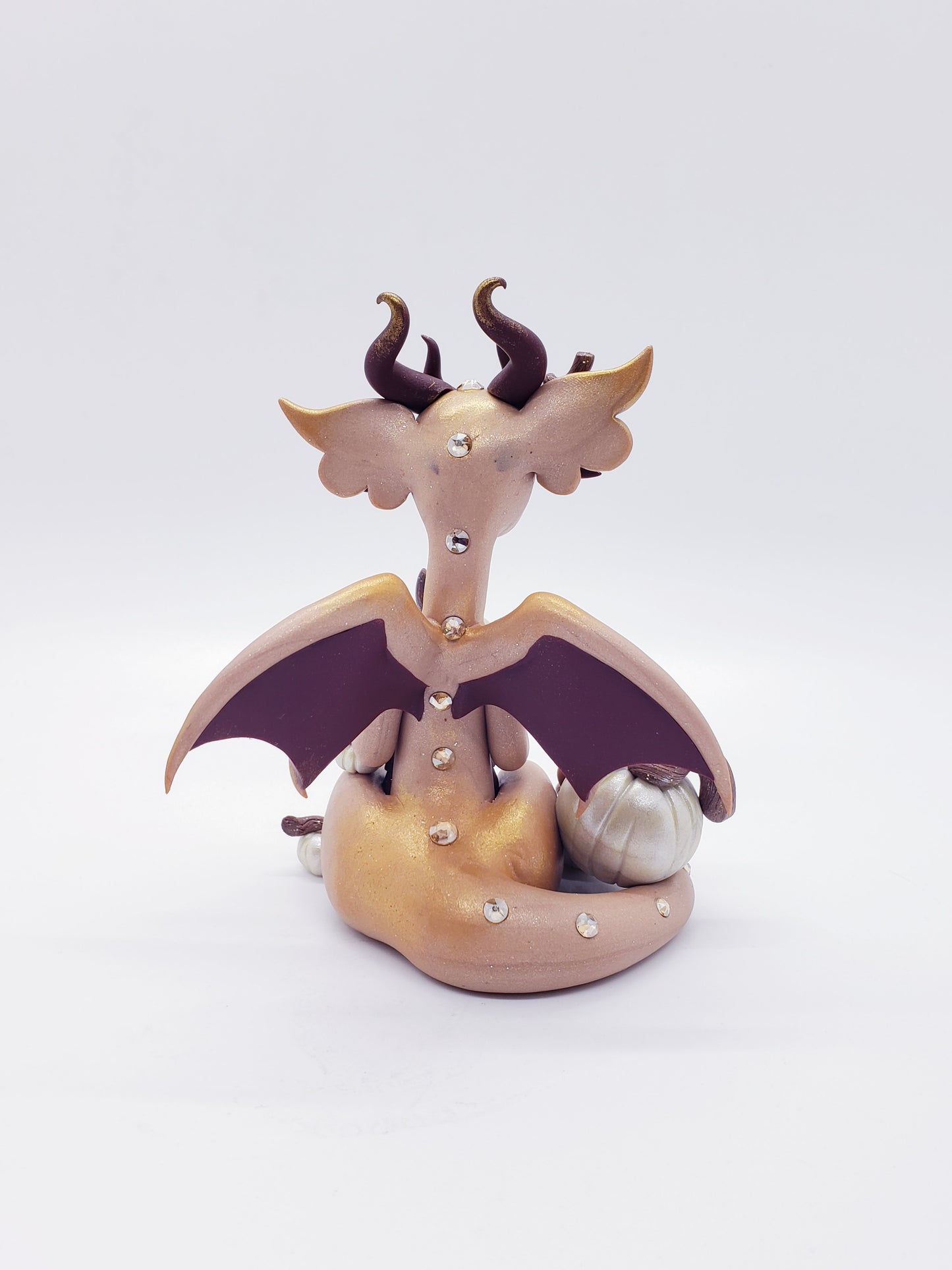 "Kabewa" gold autumn pumpkins dragon sculpture