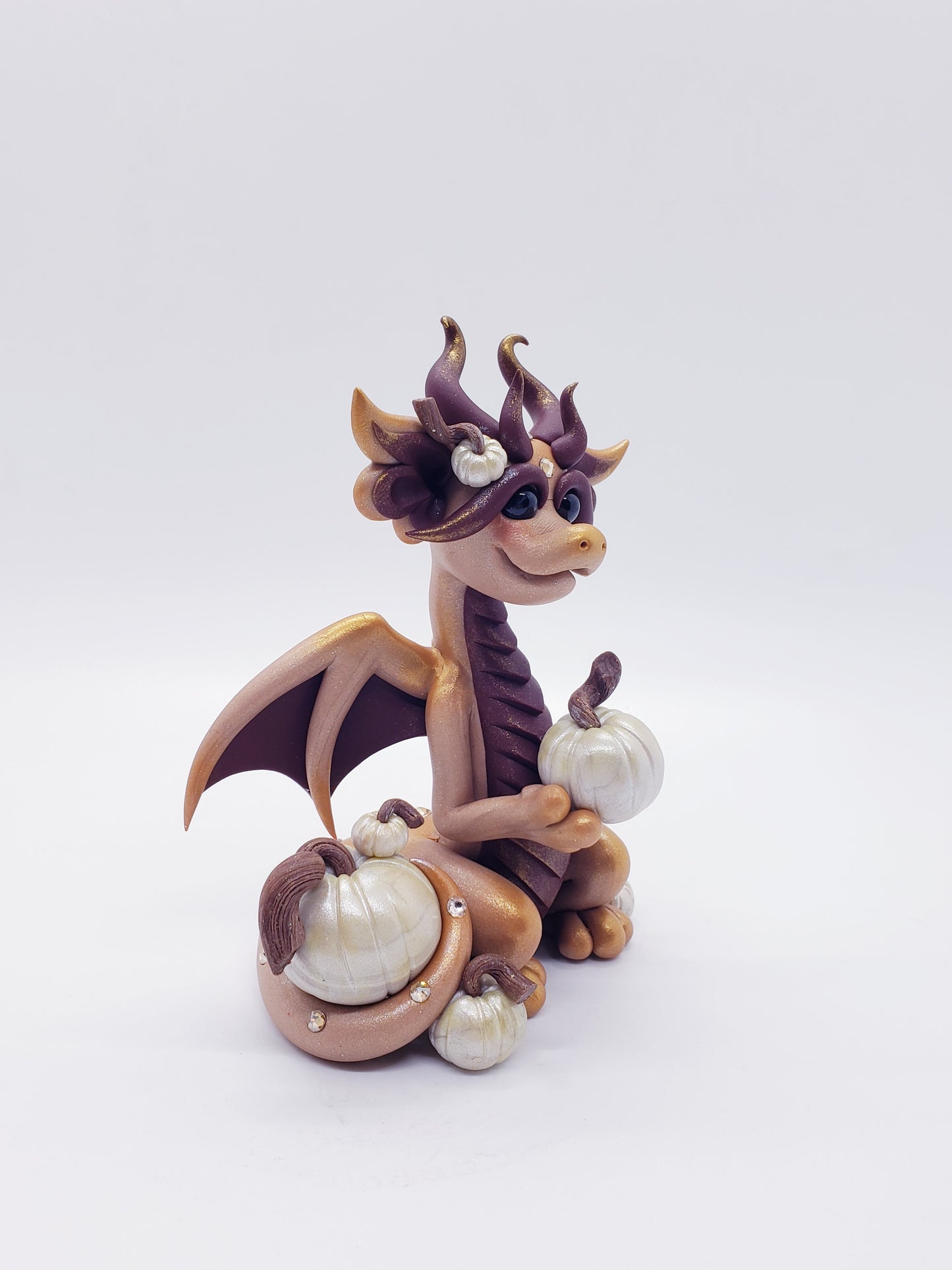 "Kabewa" gold autumn pumpkins dragon sculpture