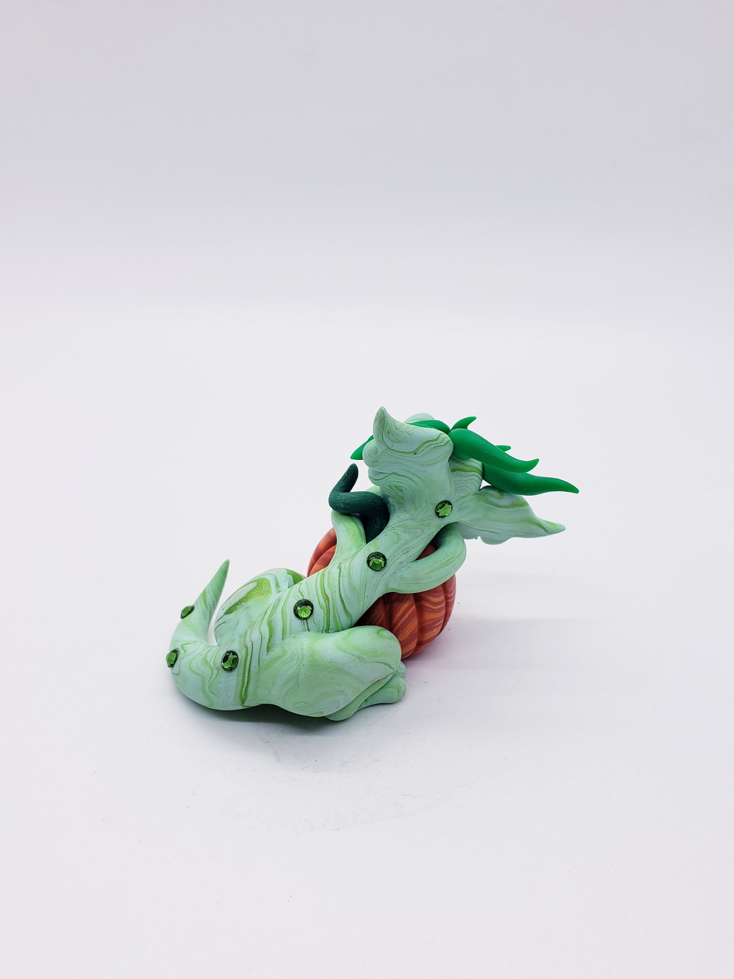 "Qara" green autumn pumpkin dragon sculpture