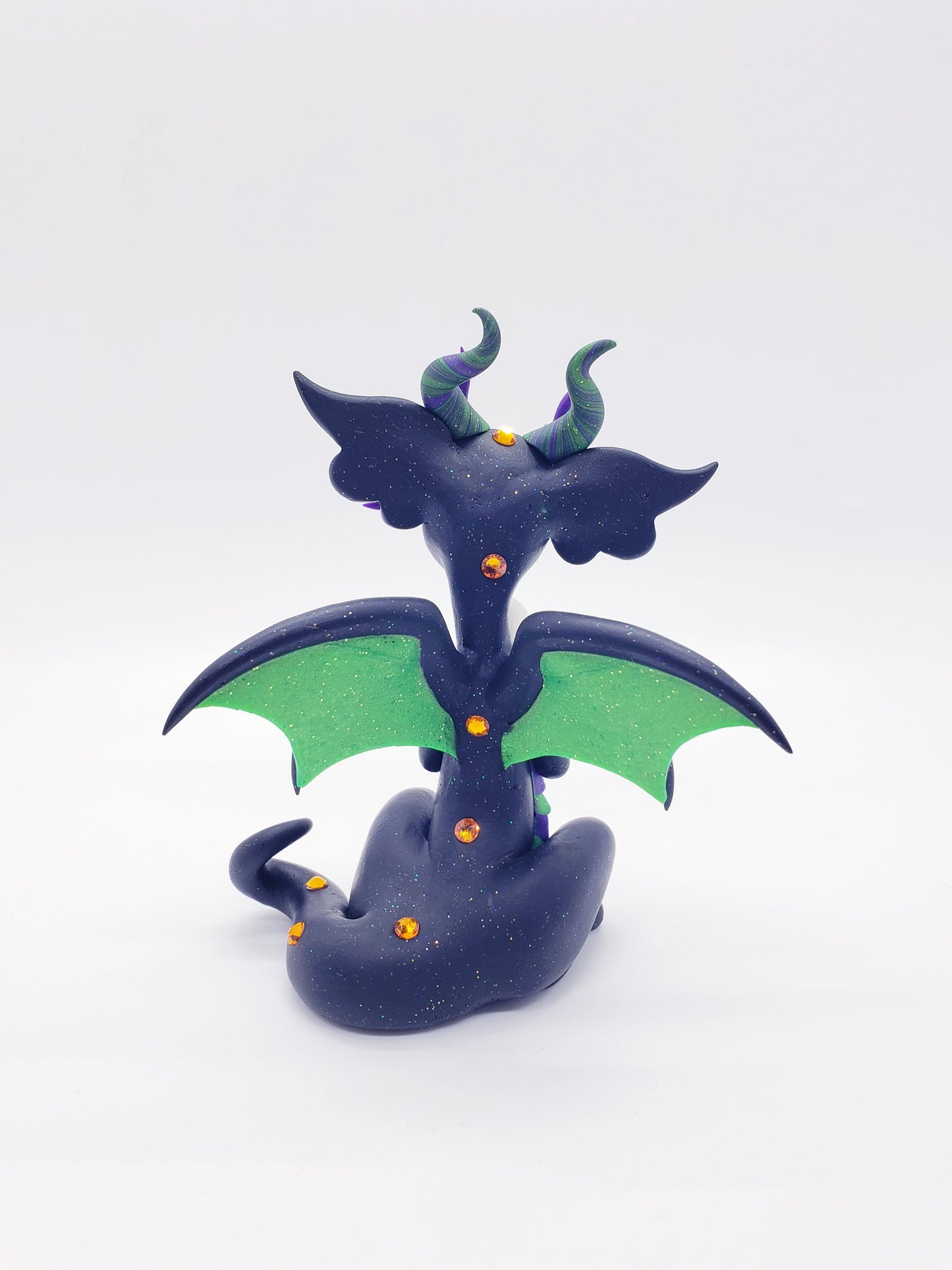 "Masina" halloween dragon sculpture