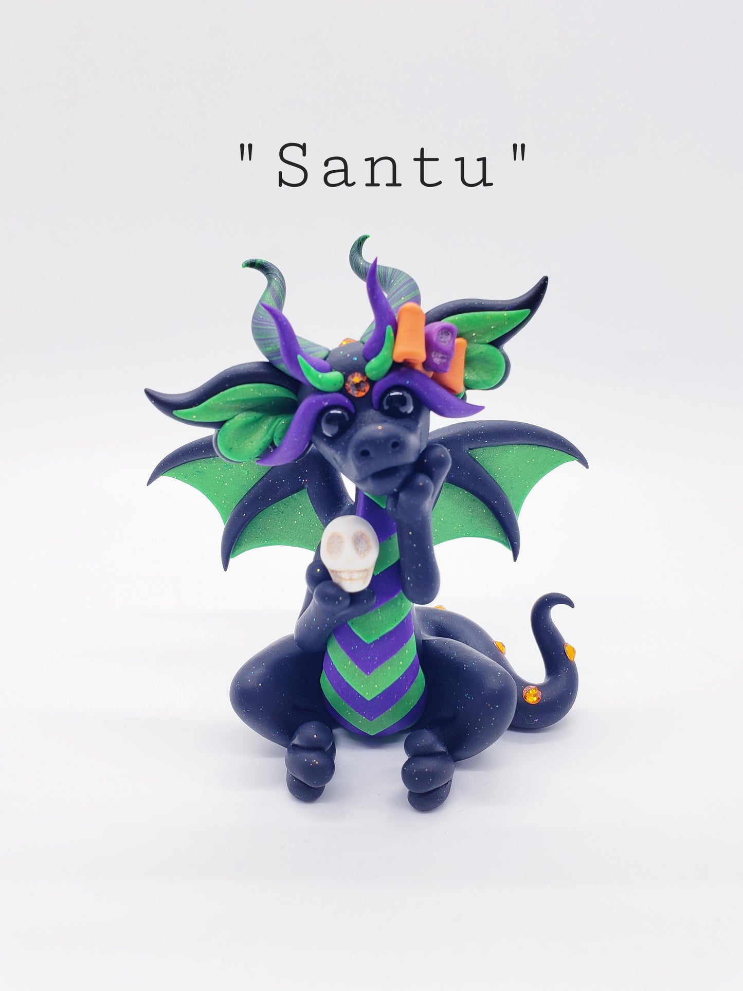 "Santu" halloween dragon sculpture