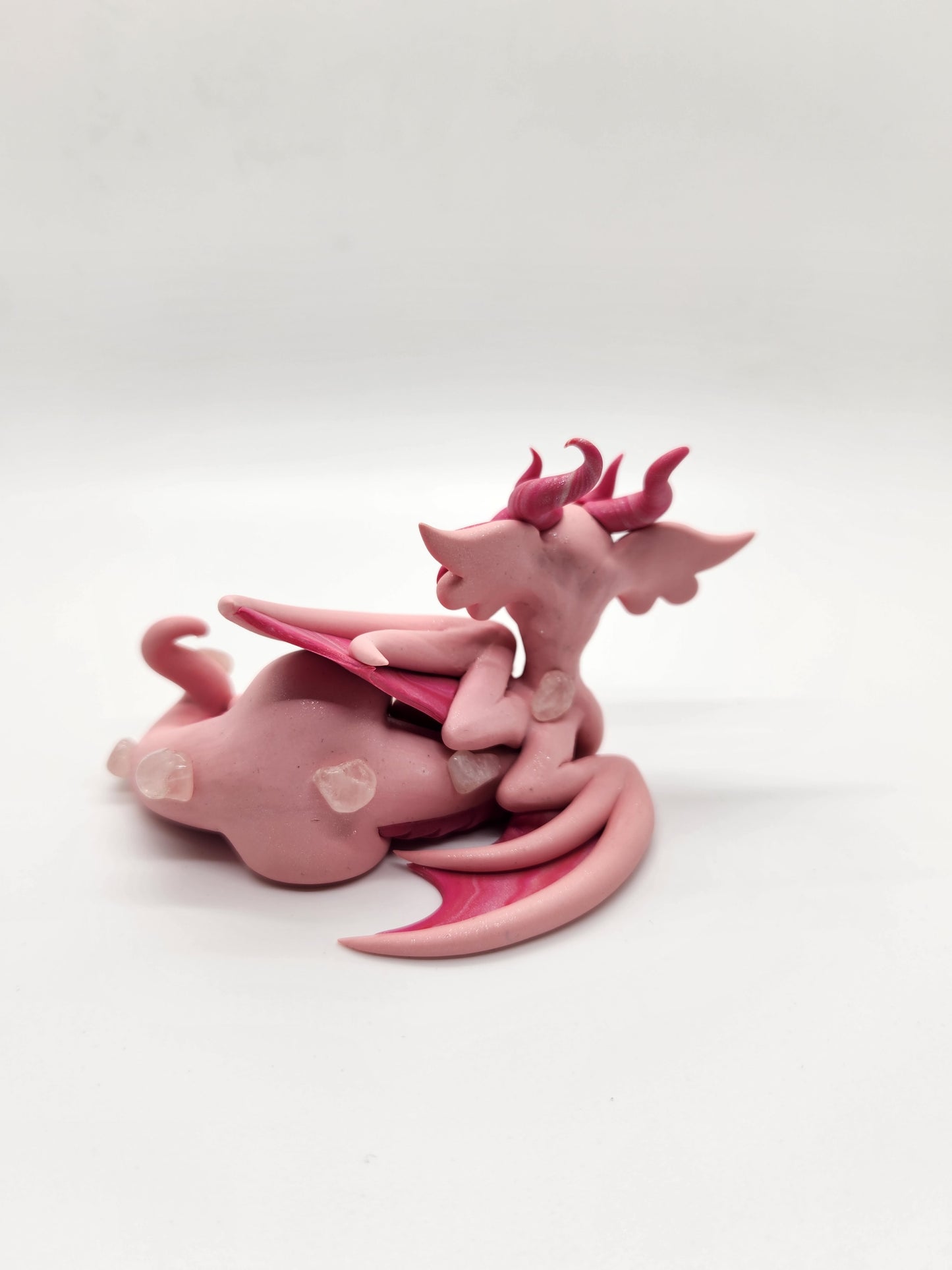 "Meilė" pink dragon sculture with rose quartz