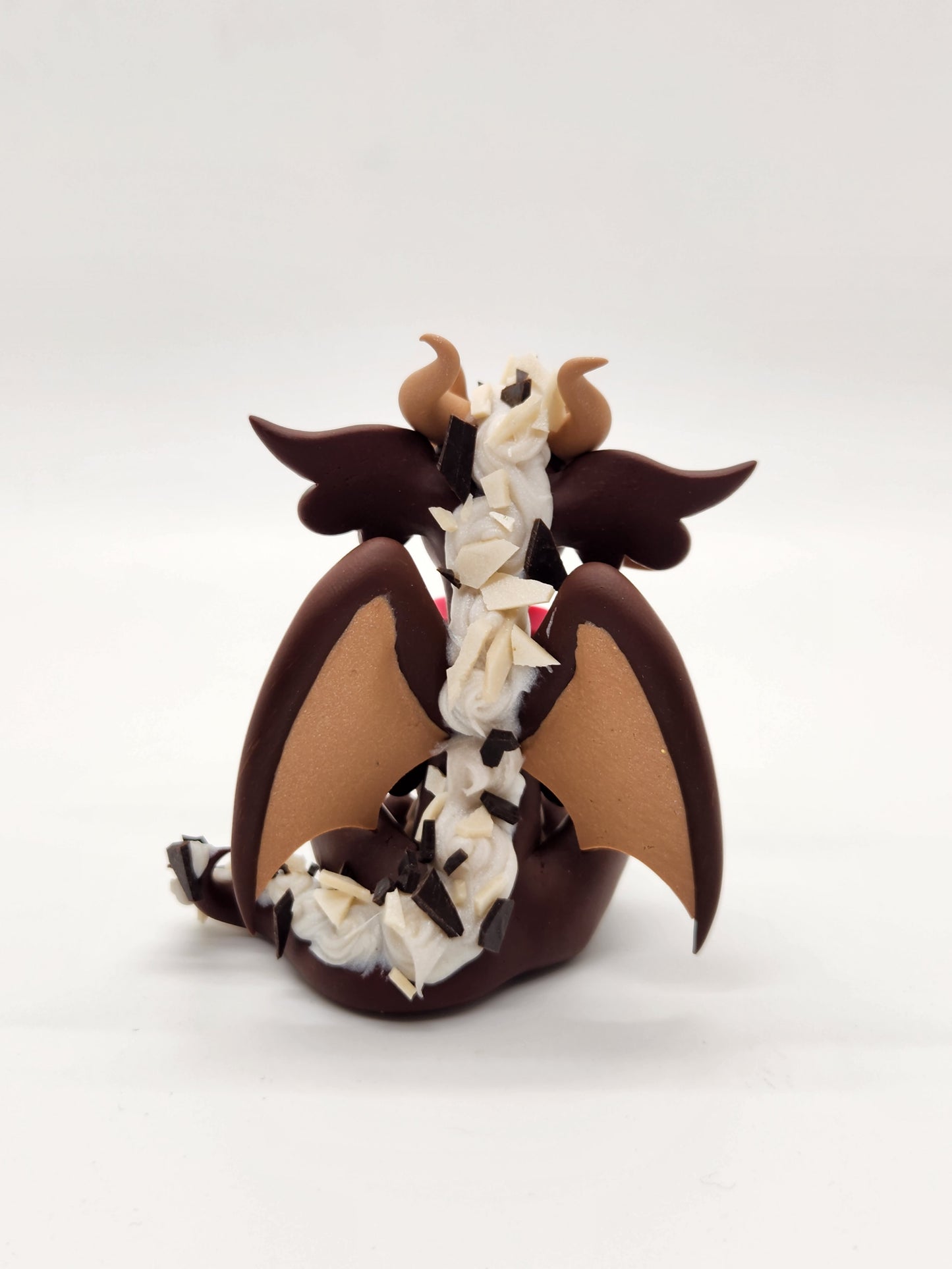 "Lole" chocolate bonbon dragon sculpture blind bag