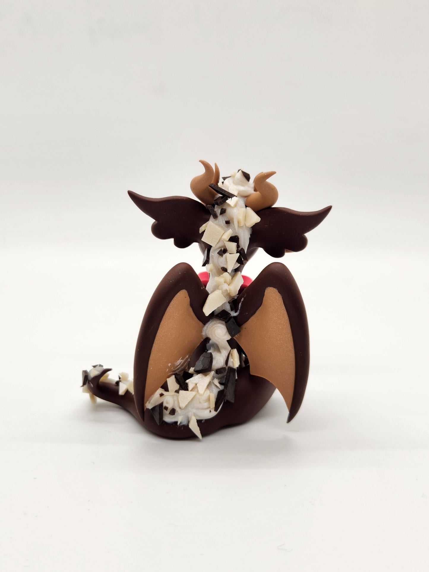 "Lole" chocolate bonbon dragon sculpture blind bag