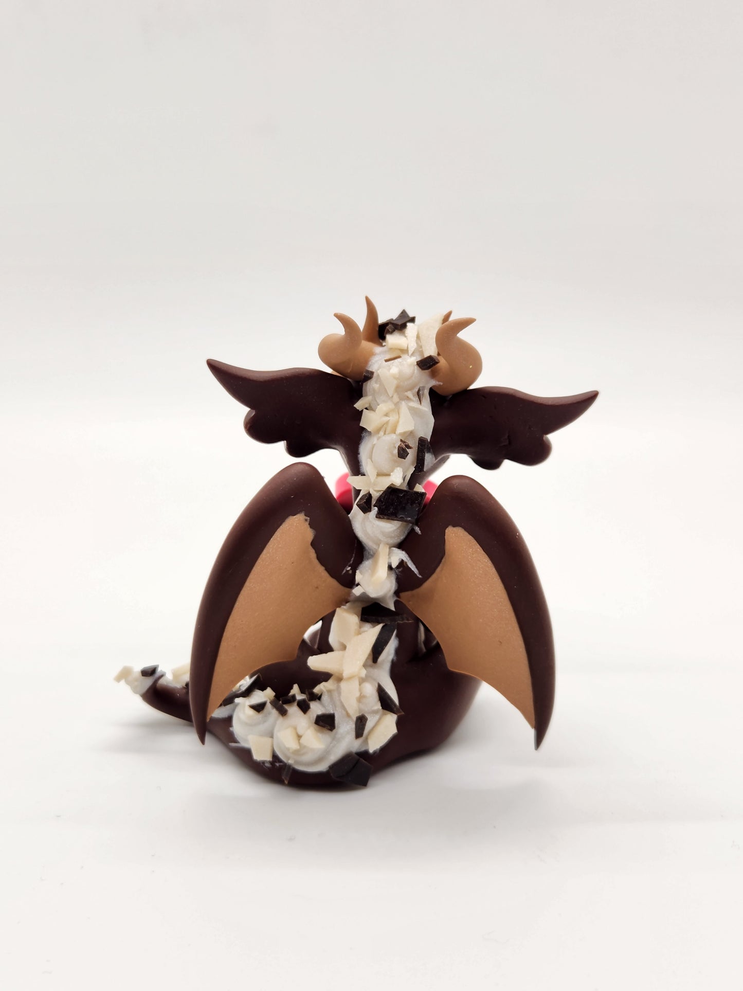 "Lole" chocolate bonbon dragon sculpture blind bag