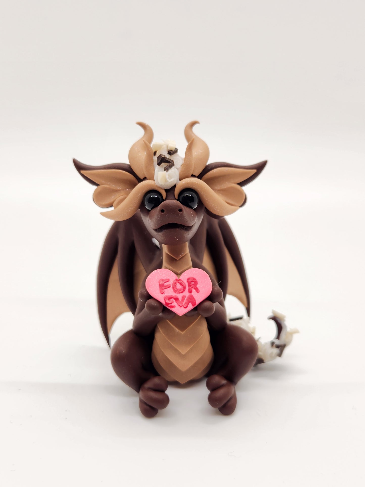 "Lole" chocolate bonbon dragon sculpture blind bag