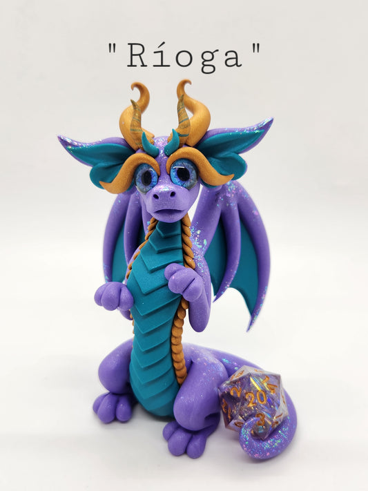 "Ríoga" purple and blue d20 dragon sculpture