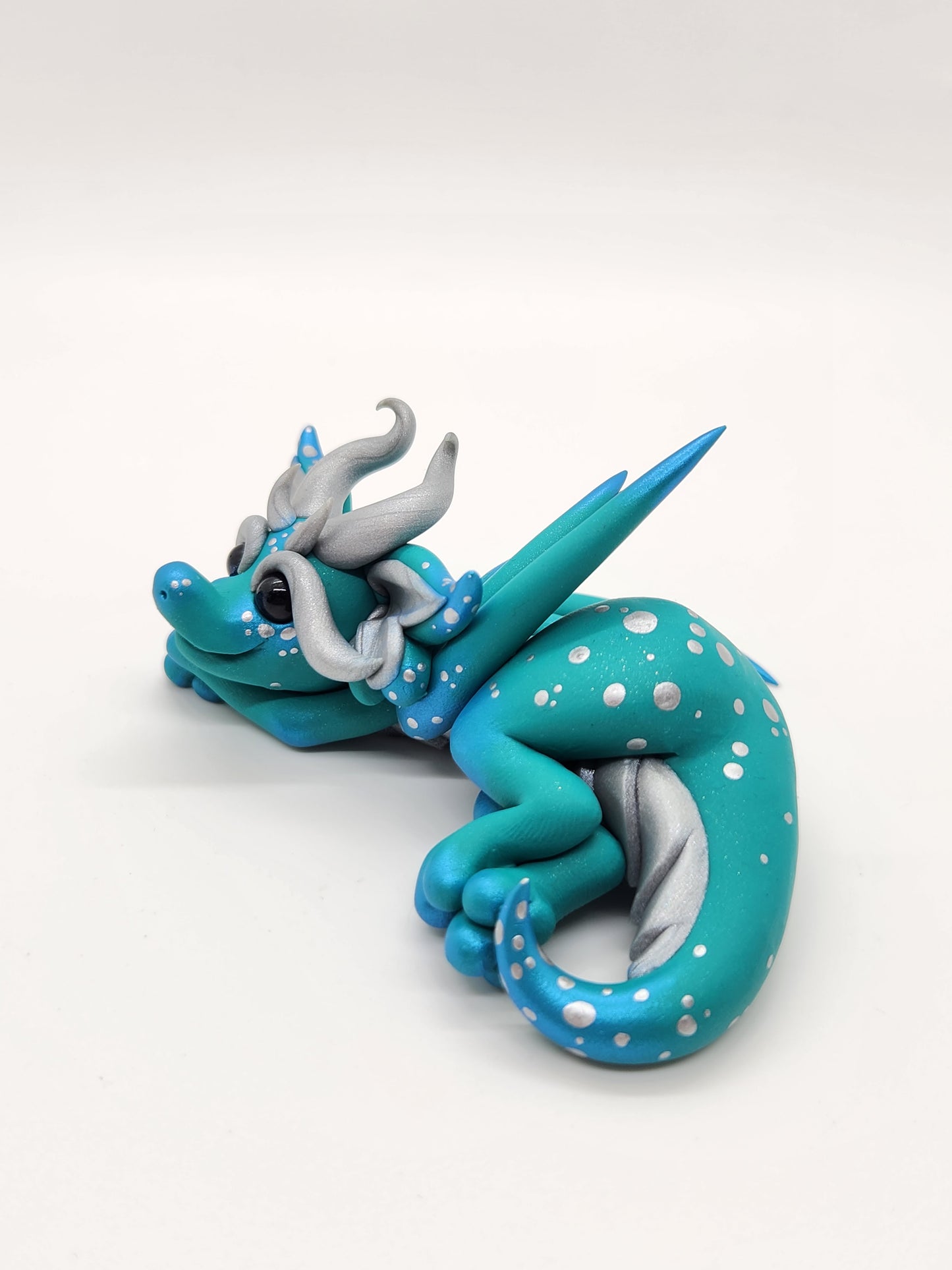 "Petit" teal mini dice set dragon sculpture