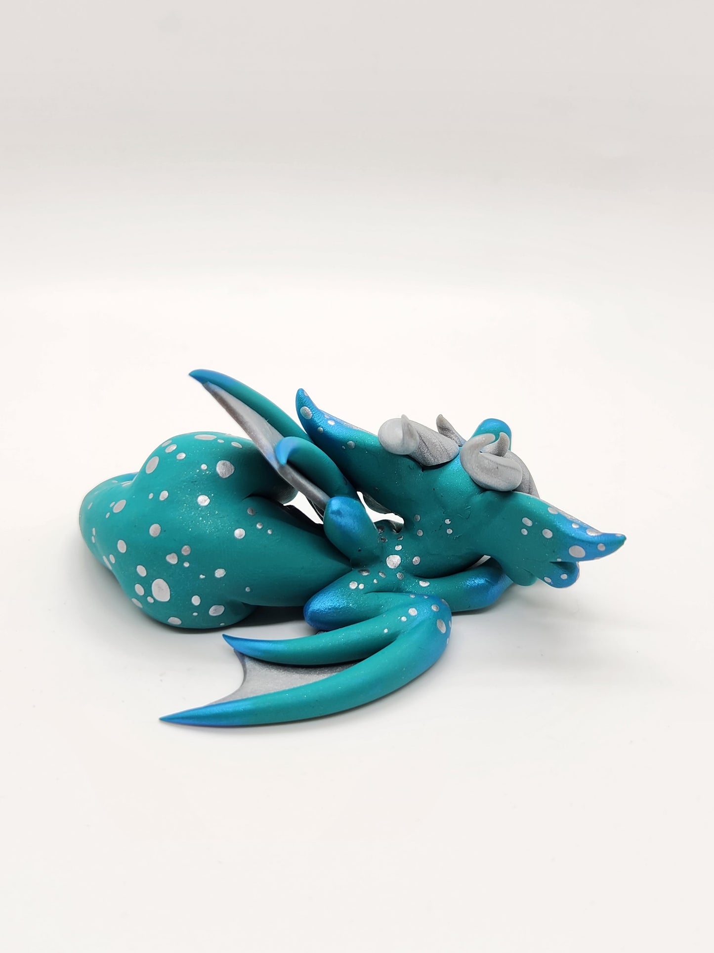 "Petit" teal mini dice set dragon sculpture