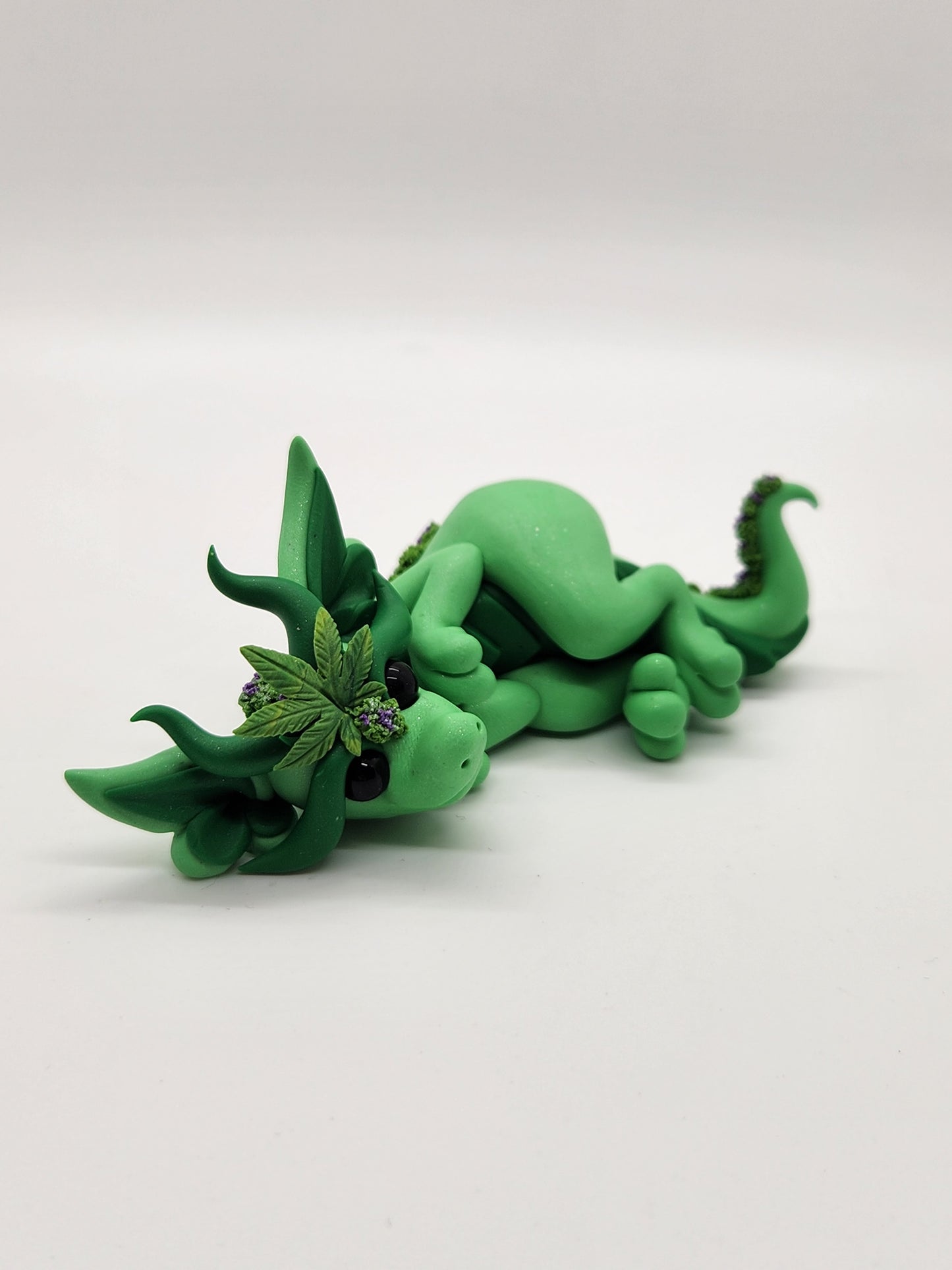 "Haze" green 420 bud flower dragon baby scuplture